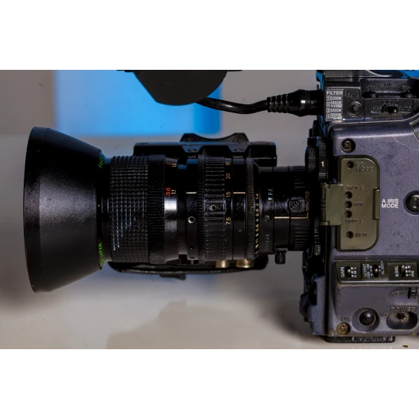 Vintage Sony DSR-370P DVCAM 16:9 Digital Camcorder Vintage Sony DSR-370P DVCAM 16:9 Digital Camcorder
